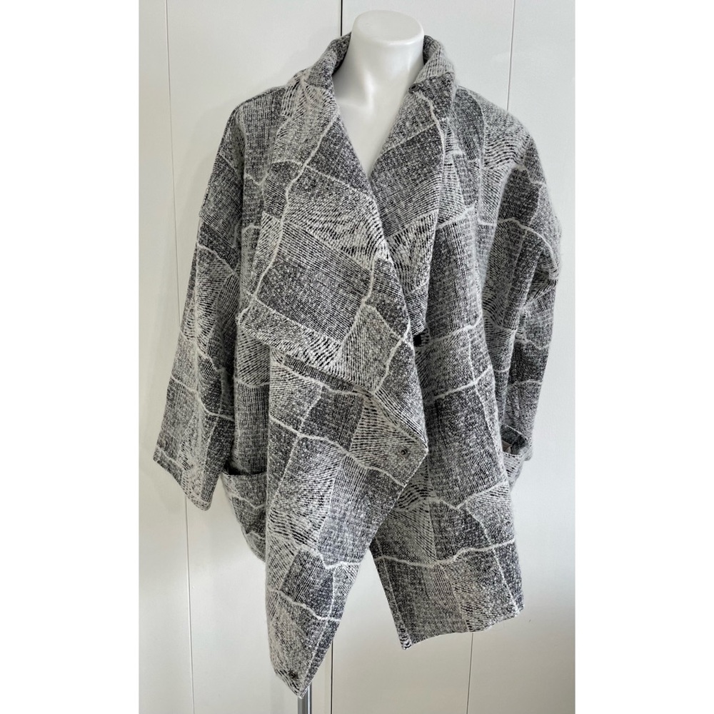 Capulet Chelan Wrap Jacket - image 6